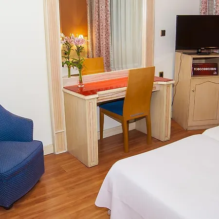 Hotell Ana Maria 3*