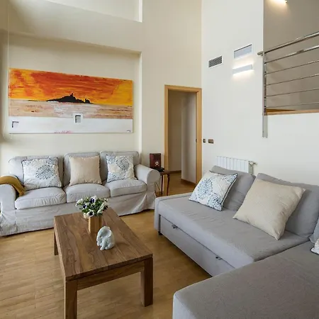 Atico Granada, Penthouse, 18-19th Floor, Centre, Views, Terrace, Free Parking * Granada