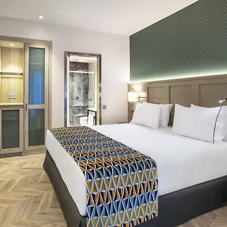 Eurostars Puerta Real