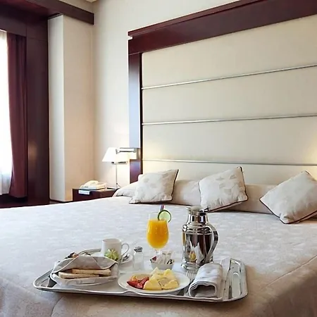 Hotel Andalucía Center Granada