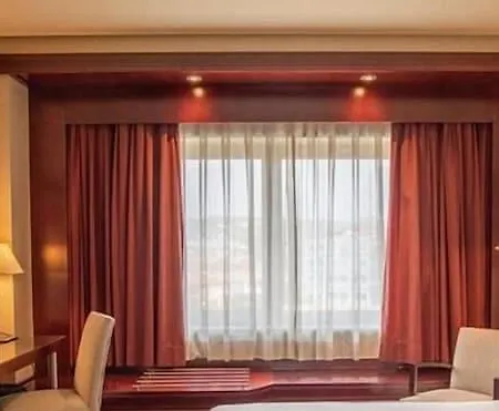 Hotel Andalucía Center 4*