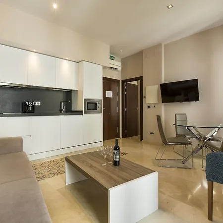 Siloe Plaza Apartman *
