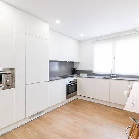 Trendy And Bright Appartement