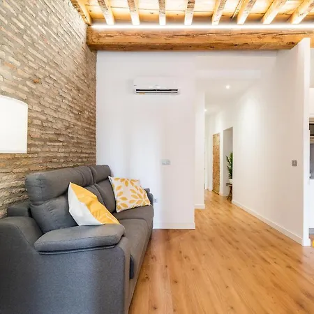 Precioso En El Centro De Apartamento