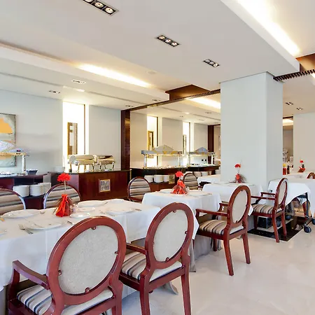 Hotel Andalucía Center Granada