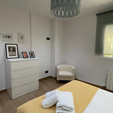 Lägenhet Vivienda Turistica Paseo Del Salon