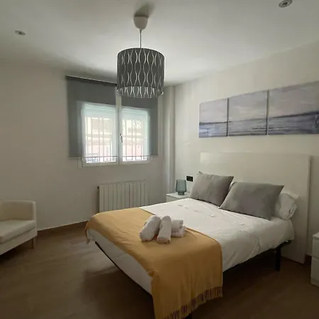 Vivienda Turistica Paseo Del Salon Lägenhet *