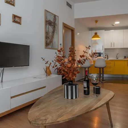 Tuguest Postigo Ii Catedral - Free Parking Apartment *
