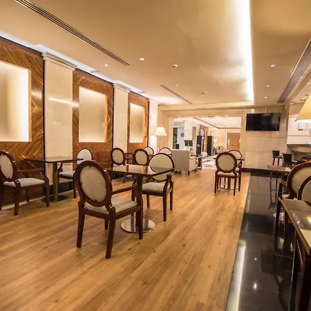 Andalucía Center 4* Granada