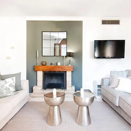 Chezmoihomes Alhambra Penthouse 2 Private Terraces アパート *