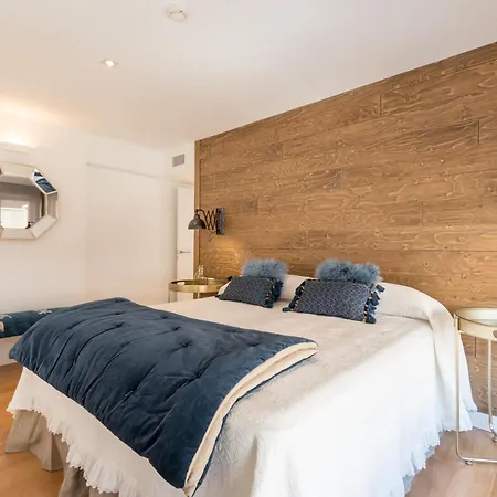 Chezmoihomes Plaza Nueva Premium 公寓