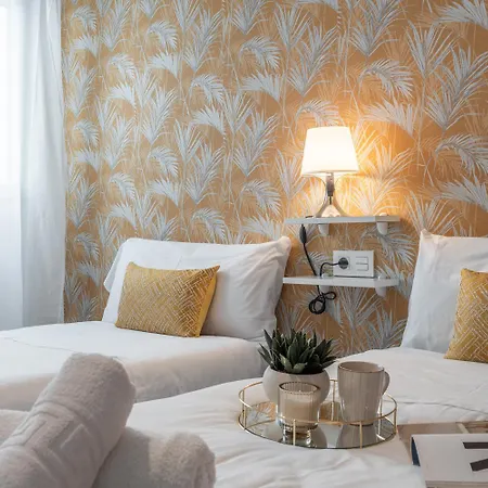 Apartamento Tuguest Santa Paula Iii *