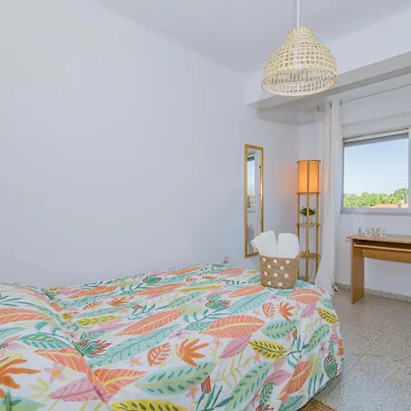Delfin Retreat Con Terraza Junto A Parada De Metro Apartment Granada
