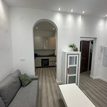Apartment Center Living *