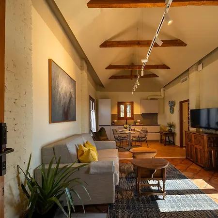Carmen De Tadea Apartment