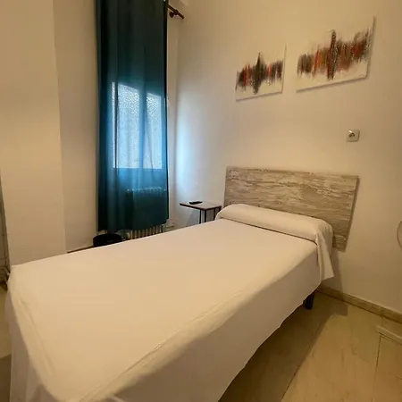 Duquesa Hostel