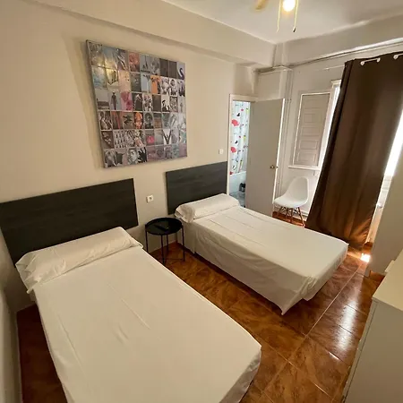 Duquesa Hostel