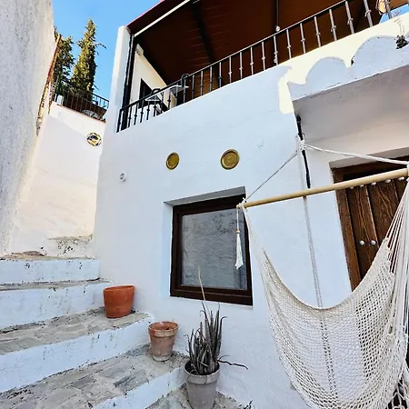 Cueva La Bonica - Hostatel Apartment