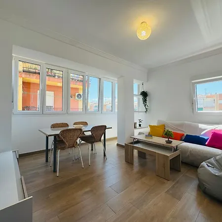 Ribera Del Genil Apartment *