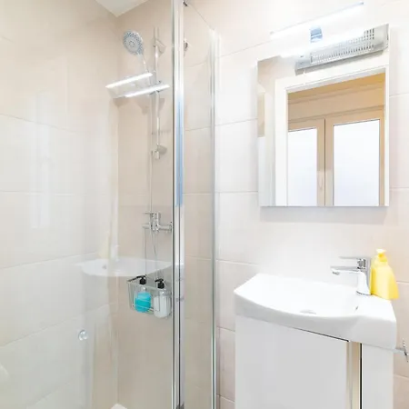 Centrico Apartment *