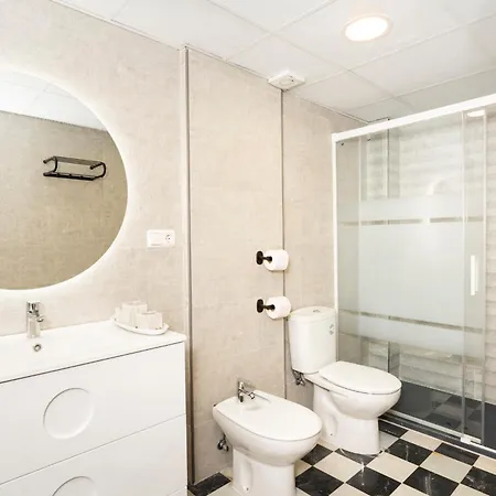 Apartment Ronda 193 Junto A Hospitales Y Cerca Centro Con Parking Gratis Granada