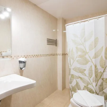 Tuguest Gracia Apartamento