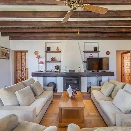 Rural En Dilar Con Piscina Privada Granada