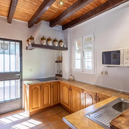 Rural En Dilar Con Piscina Privada * Granada