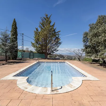 Rural En Dilar Con Piscina Privada Holiday home *