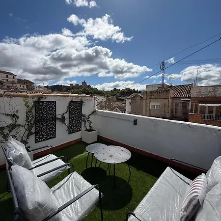 Tuguest Bazan Atico Apartamento