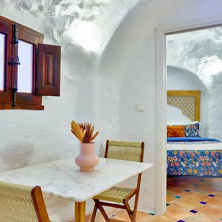 Cueva La Bonica - Hostatel Apartment