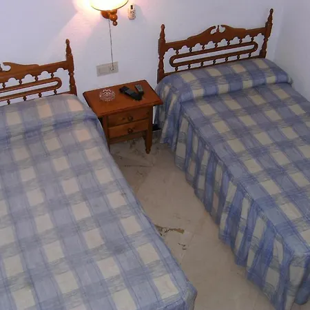Alicante Gasthof 2*
