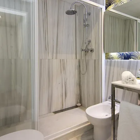 公寓 Chezmoihomes Luxury Cathedral Penthouse