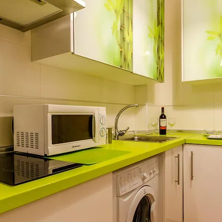 Urban Apartamento *
