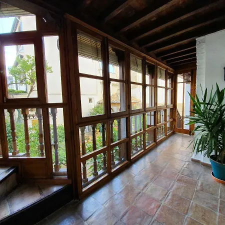 Casa Del Aljarife 3*