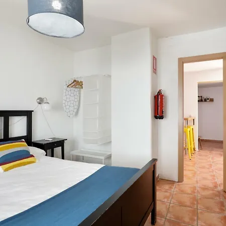 Urban Apartamento *