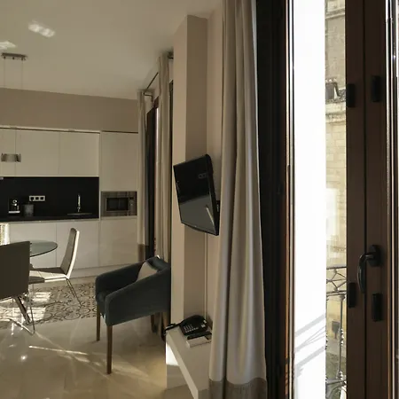 Siloe Plaza Apartman *