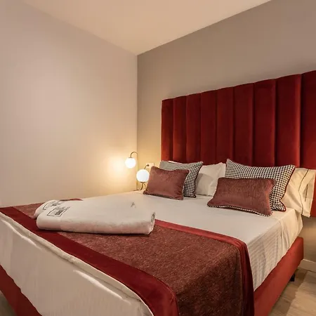 Bibo Plaza Nueva Apartmanhotel