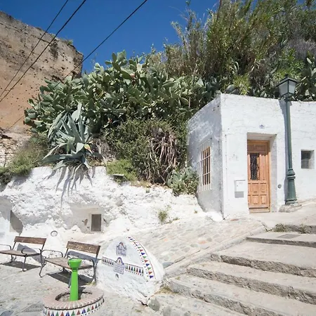 Cueva De La Amapola - Sacromonte