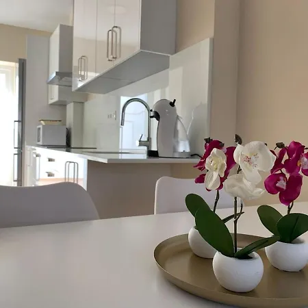 Apartamento En Granada Con Facil Aparcamiento En La Zona Granada