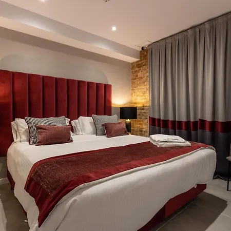 Bibo Plaza Nueva Apartmanhotel