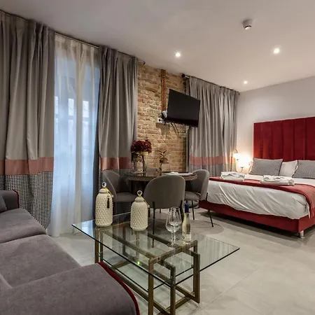 Apartmanhotel Bibo Plaza Nueva 3*