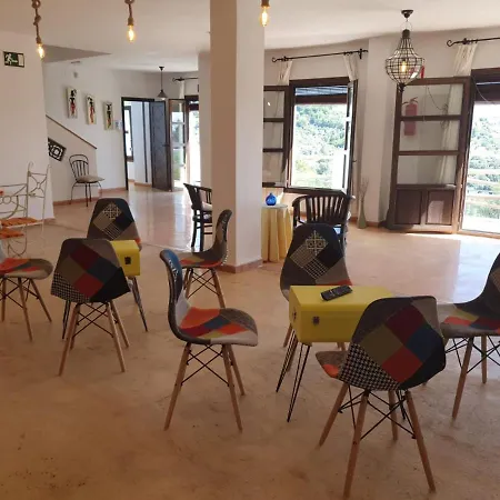 La Luna Del Sur Bed & Breakfast 2*