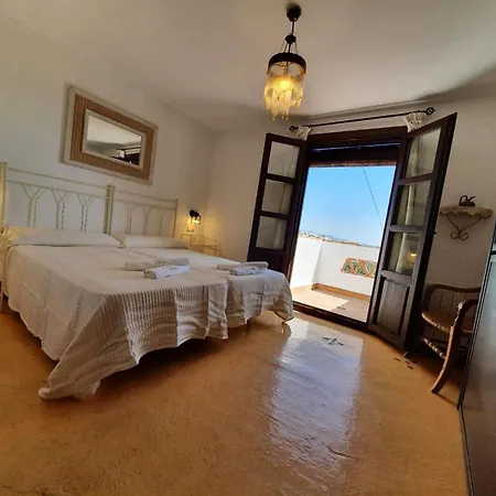 Bed & Breakfast La Luna Del Sur 2*