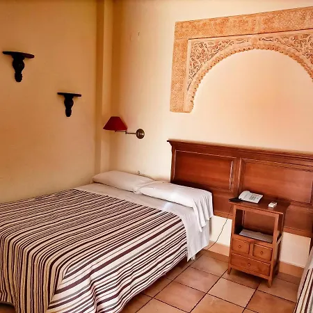Abadia Hotel 2*