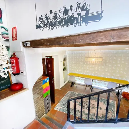 Hostal Makuto Coliving House *