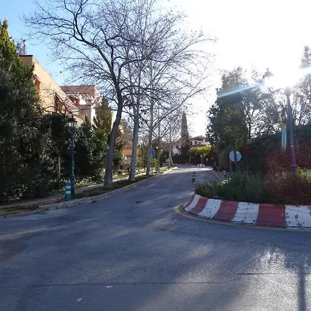 Serrallo, Parking Gratuito Y Piscina *