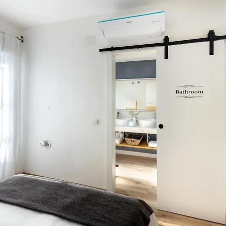 Living Albayzin. Parking & Wifi