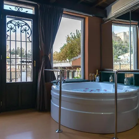 Casa Del Beso * Granada