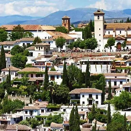 Apartment Charming Historic Centre 80 M² + Balcony Granada